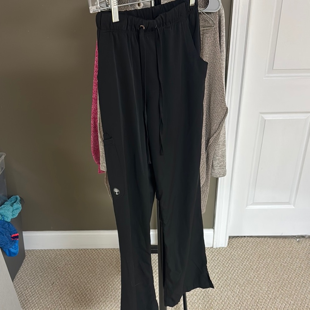 Black scrub pants by healing hands